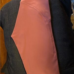 Lululemon InStill High-Rise Tight 25"
Colour Smoky Red
Size 6